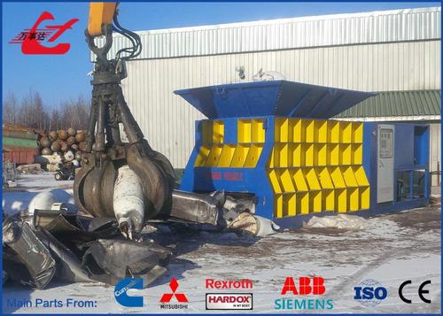 กรณี บริษัท ล่าสุดเกี่ยวกับ 630-Ton Fully Automatic Horizontal Scrap Metal Shear Successfully Exported to Brazil, Helping Upgrade the Local Metal Recycling Industry
