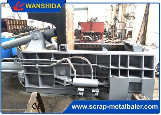 ซื้อ 250ton Hydraulic Scrap Metal baling machine with Side push out type and PLC automatic control online manufacture