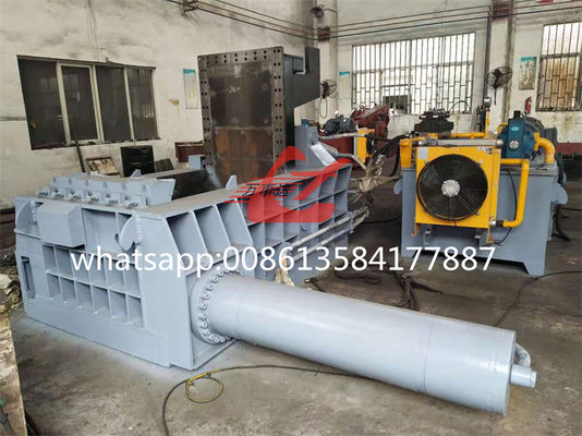 เครื่องบอลลิงสกร็อปโลหะแบบไฮดรอลิก 200 ตัน พร้อมเครื่องควบคุม PLC